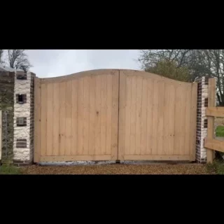 Instagram post from stan.elec. This post is in position 1.